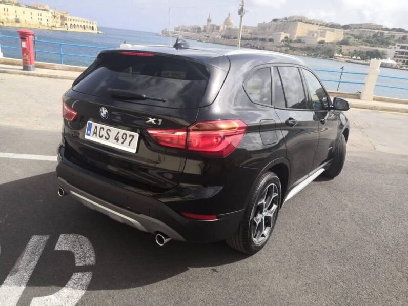 
								BMW X1 Xdrive X-line full									