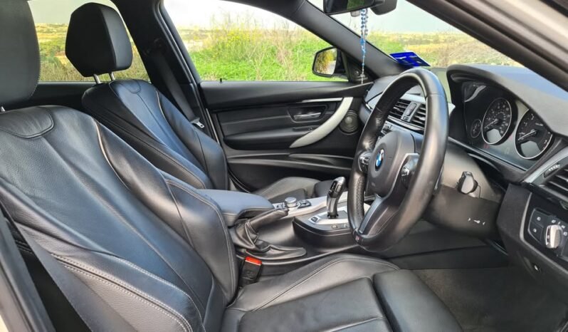 
								BMW 3 Series 330e Msport Plug-in Hybrid full									